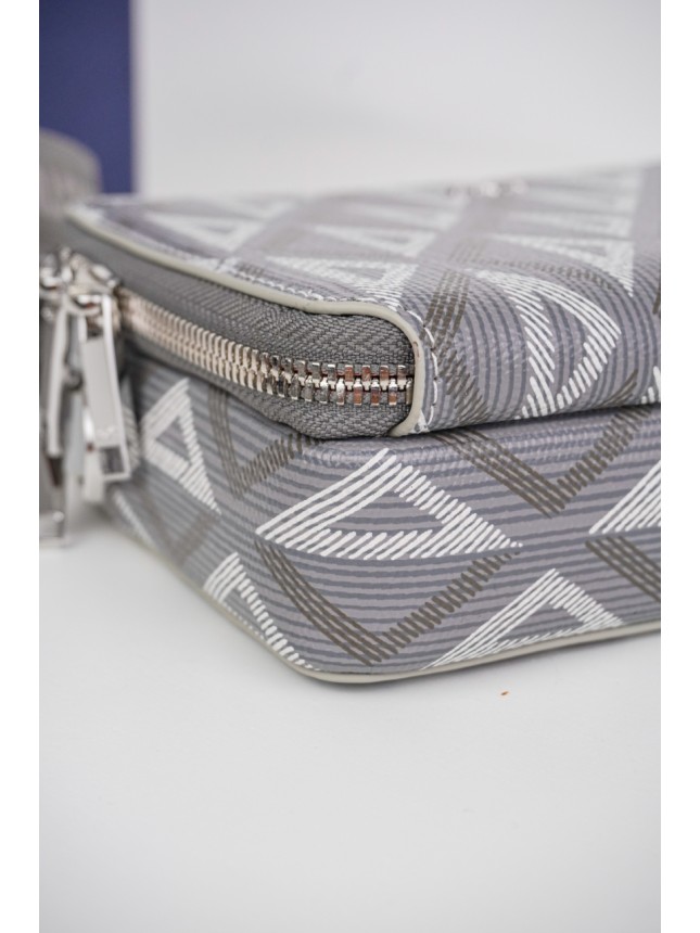 DIOR-Diamond-Oblique-Clutch