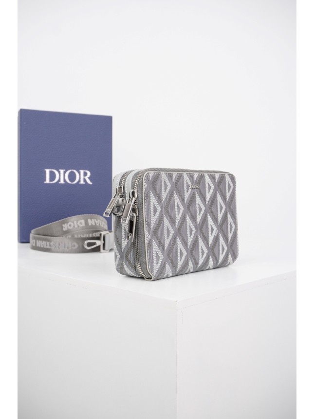 DIOR-Diamond-Oblique-Clutch