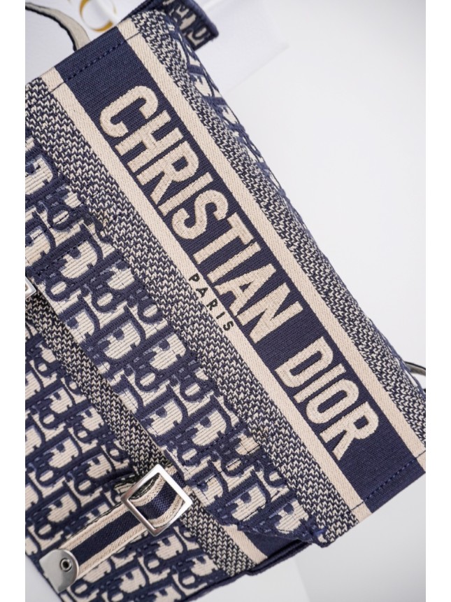  DIOR Oblique Collegiate Flap Crossbody Bag