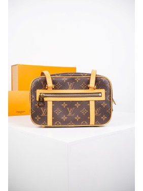 LOUIS VUITTON Petite Malle ("Smiling Trunk Box")