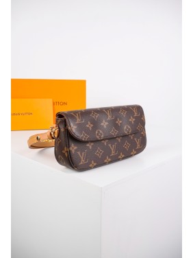Louis Vuitton Underarm Chain Bag