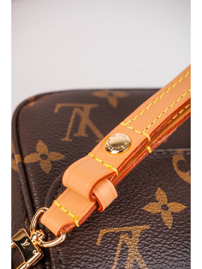 Louis Vuitton Underarm Chain Bag
