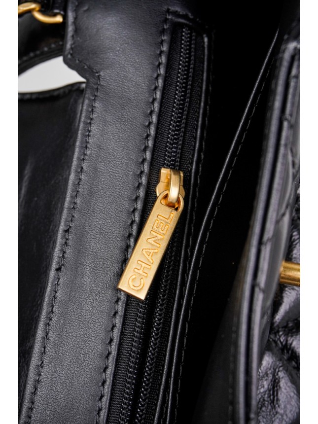 Chanel Quilted Calfskin Chain Shoulder Crossbody Bag