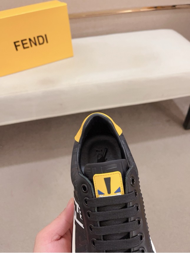 Fendi's latest men's cowhide casual shoes