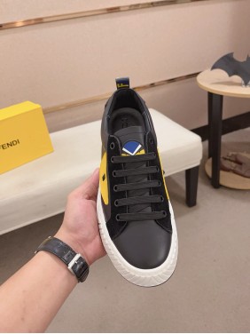Fendi's latest men's cowhide casual shoes