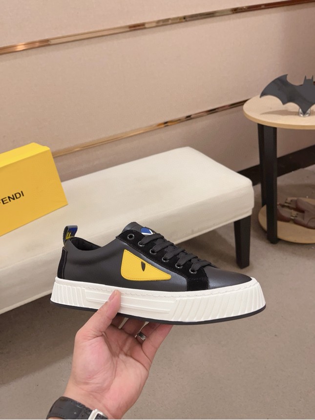 Fendi's latest men's cowhide casual shoes