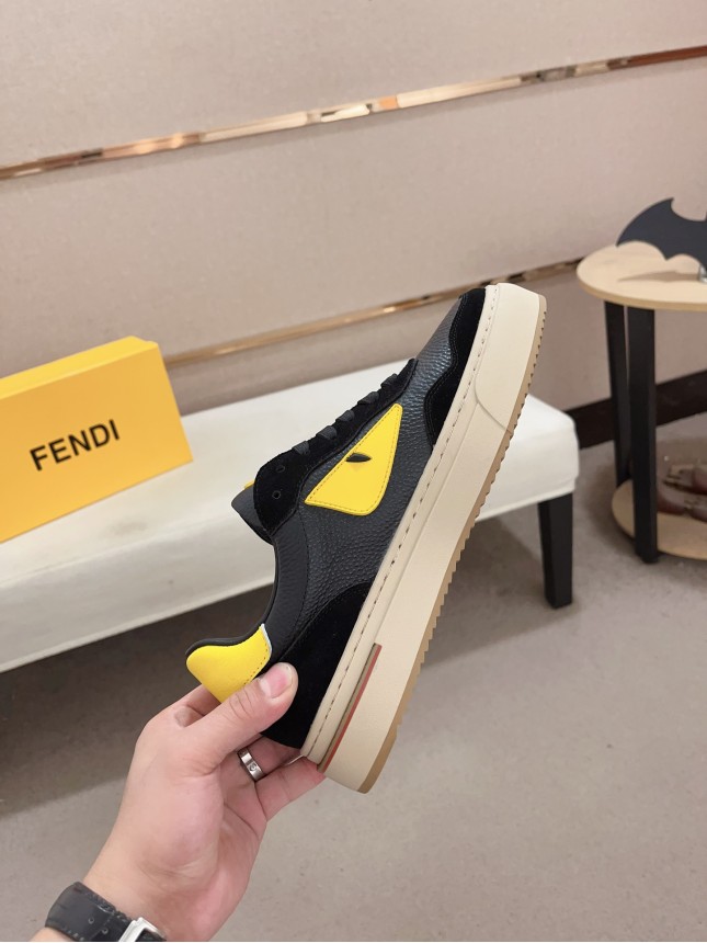 Fendi's latest men's cowhide casual shoes