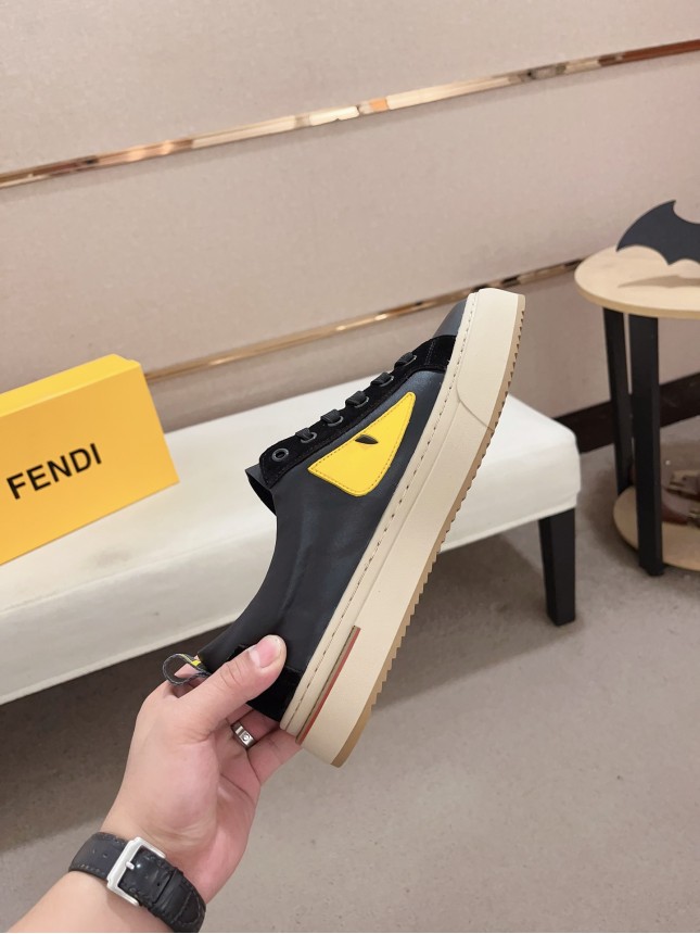 Fendi's latest men's cowhide casual shoes
