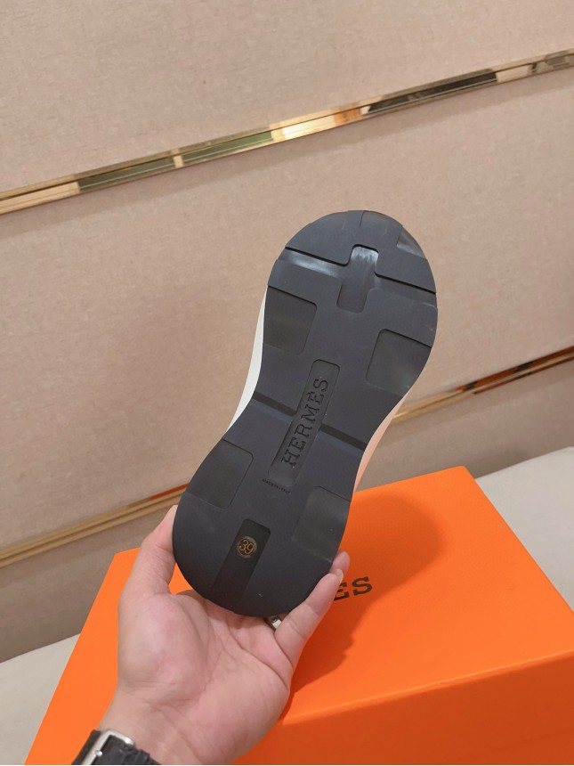Hermès Classic Cowhide Casual Shoes