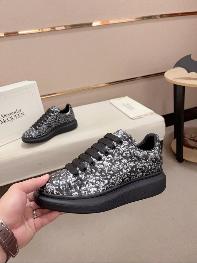 Alexander McQUEEN 2025Fashion new products