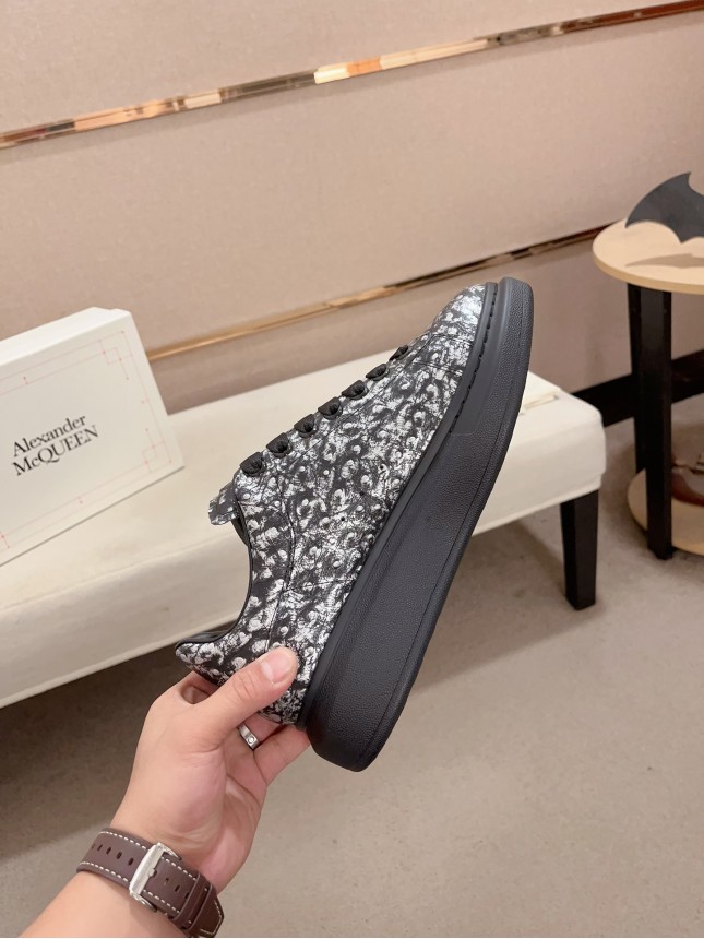 Alexander McQUEEN 2025Fashion new products
