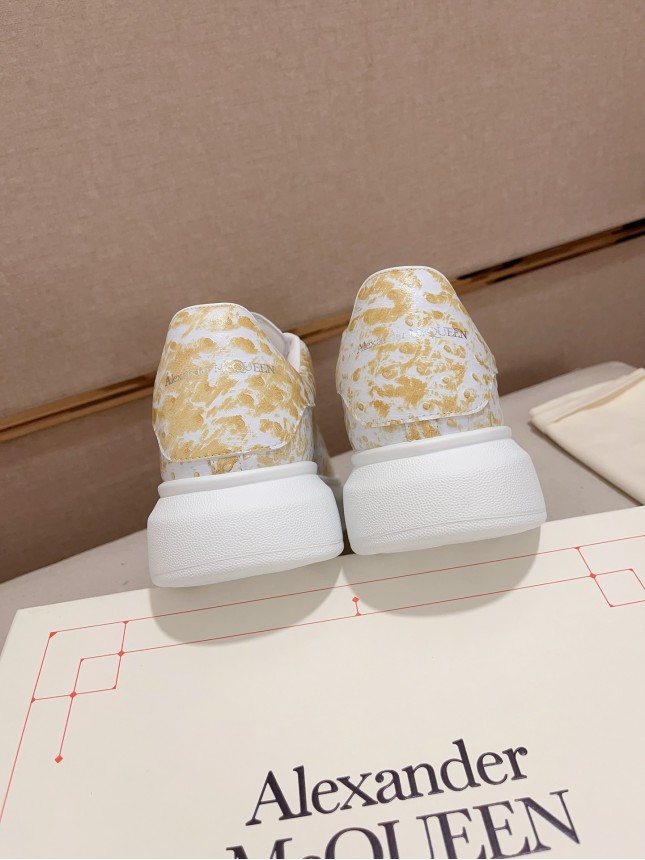 Alexander McQUEEN 2025Fashion new products
