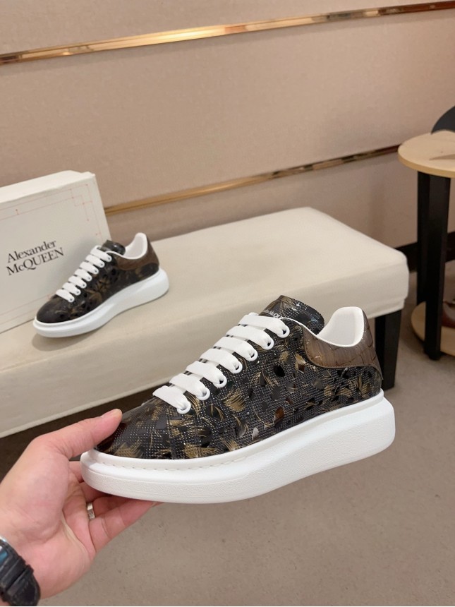 Alexander McQUEEN 2025Fashion new products