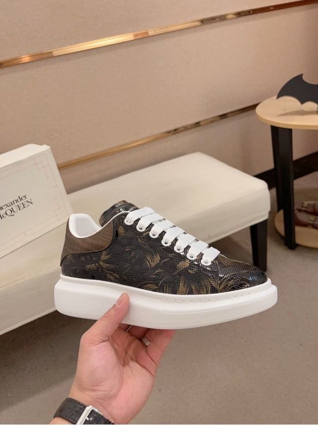 Alexander McQUEEN 2025Fashion new products