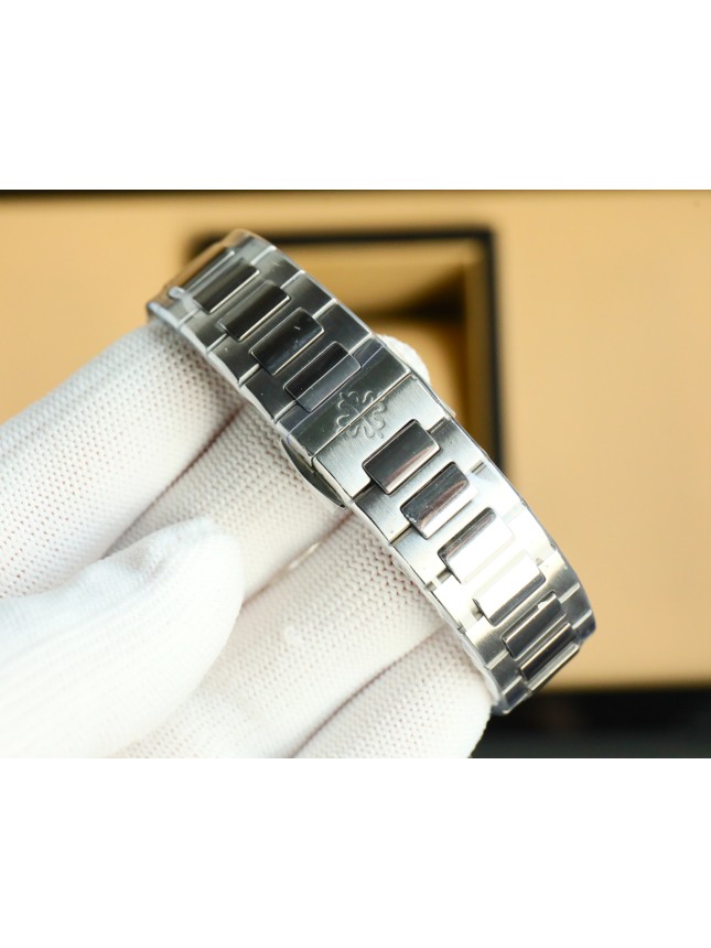 Patek Philippe Nautilus Ladies' Watch PP5711  