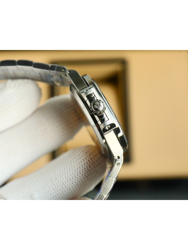 Patek Philippe Nautilus Ladies' Watch PP5711  