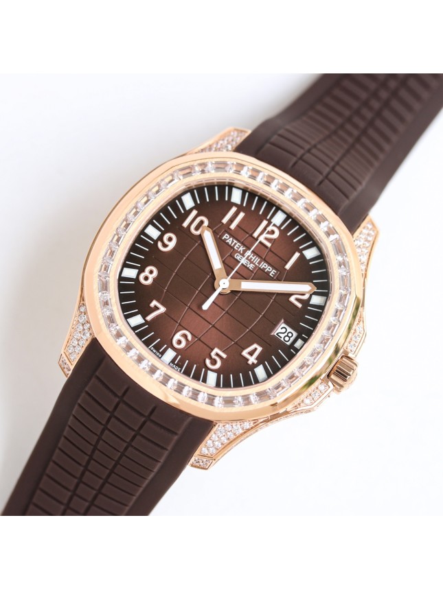 The fully paved T-diamond Patek Philippe Aquanaut series