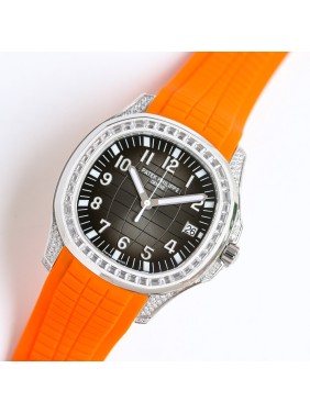 The fully paved T-diamond Patek Philippe Aquanaut series