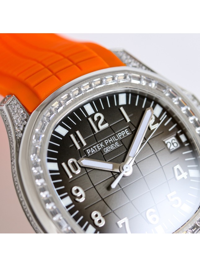 The fully paved T-diamond Patek Philippe Aquanaut series