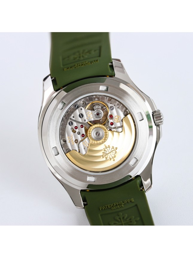 The fully paved T-diamond Patek Philippe Aquanaut series