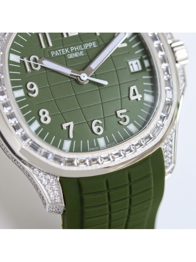The fully paved T-diamond Patek Philippe Aquanaut series