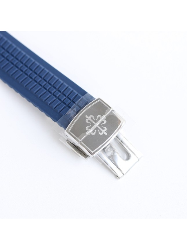 The fully paved T-diamond Patek Philippe Aquanaut series