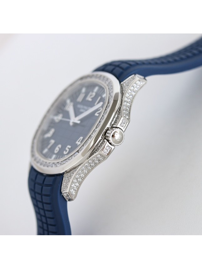 The fully paved T-diamond Patek Philippe Aquanaut series