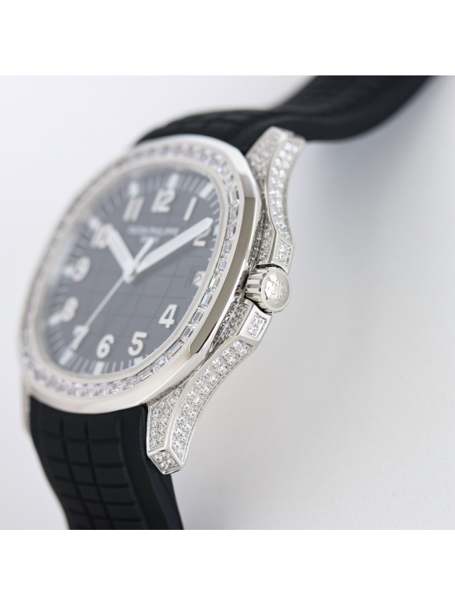 The fully paved T-diamond Patek Philippe Aquanaut series