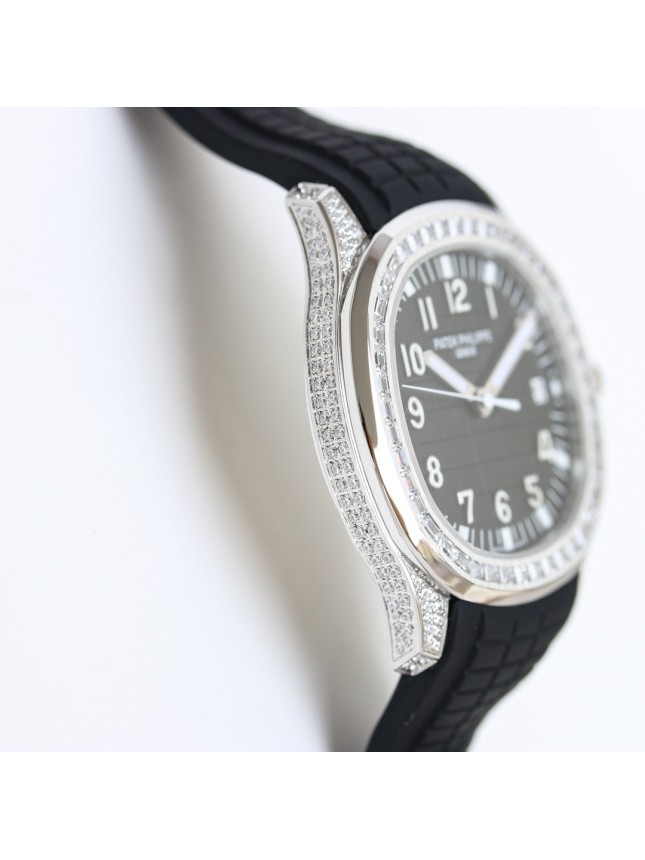 The fully paved T-diamond Patek Philippe Aquanaut series