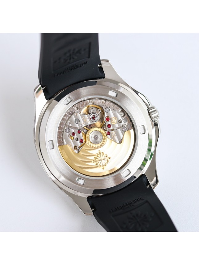 The fully paved T-diamond Patek Philippe Aquanaut series